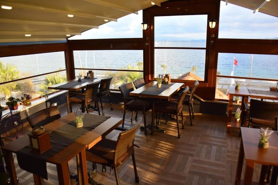 Focamor Otel Енидже Экстерьер фото